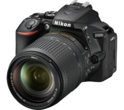 NIKON D5600 DSLR Camera with 18-140 mm f/3.5-5.6 Telephoto Zoom Lens